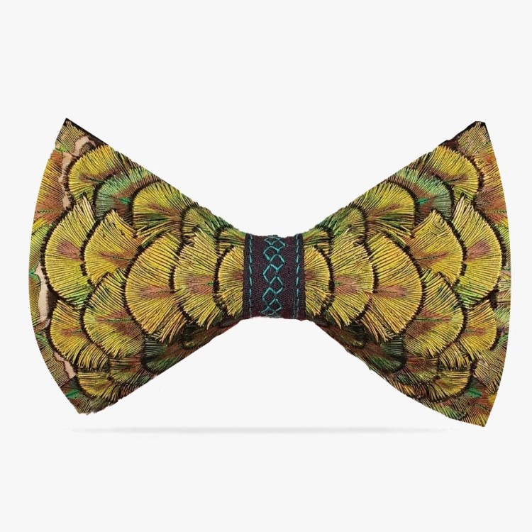 muszka męska z pióra zielona