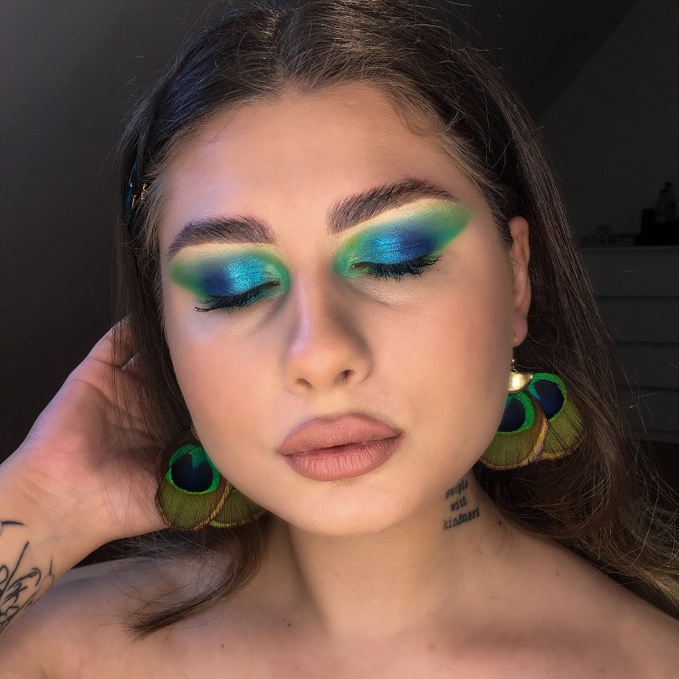 wyjątkowe kolczyki damskie z piór