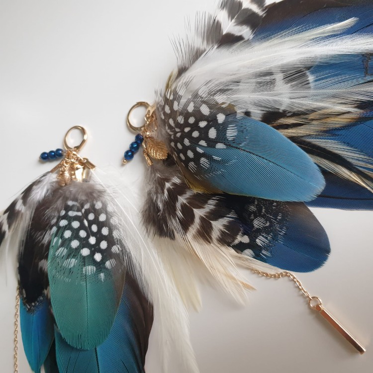 kolczyki z piór papugi maja zuzzo