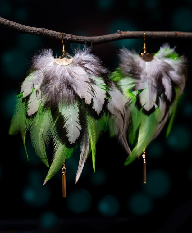 kolczyki z piórami zielone