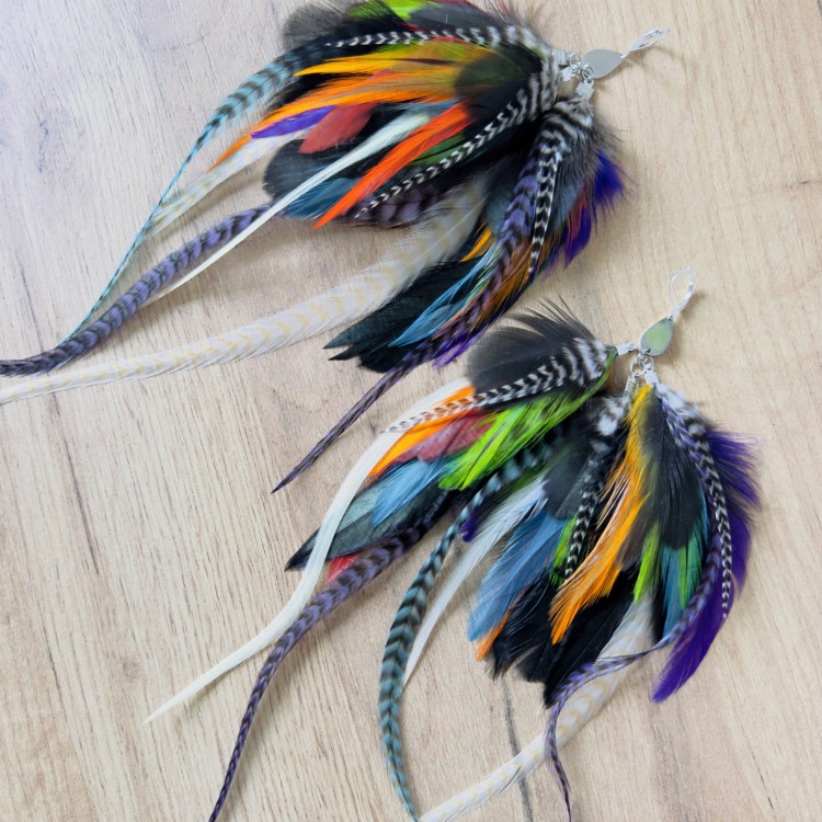 Kolczyki z piór Fija Zuzzo kolorowe