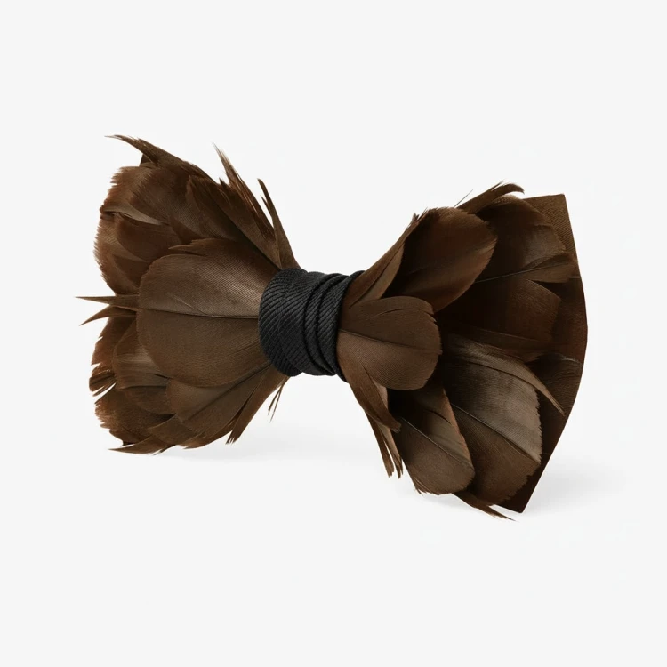 Muszka męska z piór Classic Chestnut Zuzzo
