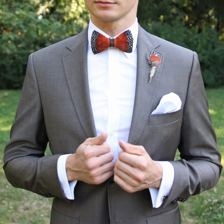 Mucha męska Monarcha z autentycznych ptasich piór